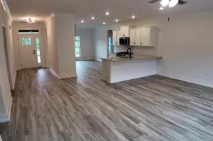 223 Rolling Waters Dr, Greenville, SC 29605 - Photo 2