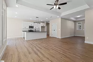 17 Fowler Rd, Taylors, SC 29687 - Photo 8