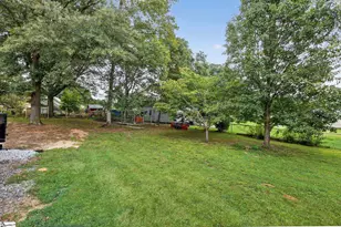 307 Barry Dr, Greer, SC 29650 - Photo 26