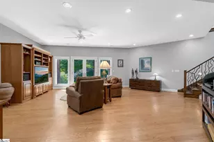 220 Yellowroot Ln, Landrum, SC 29356 - Photo 32