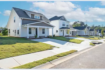 17 Thorndike Way, Greenville, SC 29617 - Photo 2