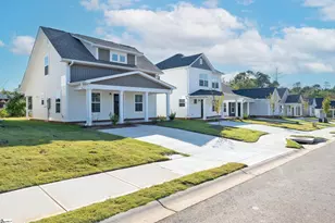 17 Thorndike Way, Greenville, SC 29617 - Photo 2