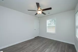 204 Waltham Ct, Greenville, SC 29617 - Photo 10