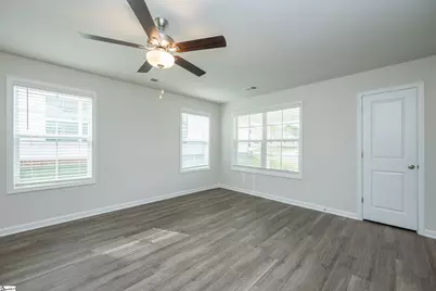214 Waltham Court, Greenville, SC 29617 - Photo 4