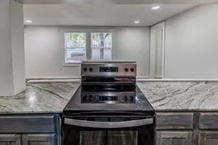 530 Peronneau St, Spartanburg, SC 29687 - Photo 12