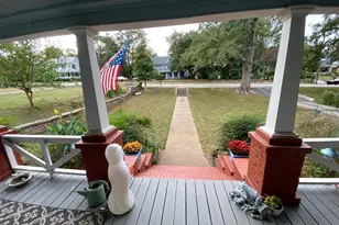 657 S Harper St, Laurens, SC 29360 - Photo 2