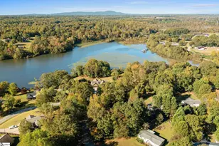 1904 Lake Cunningham Rd, Greer, SC 29651 - Photo 2