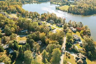 1904 Lake Cunningham Rd, Greer, SC 29651 - Photo 24