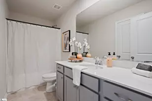 19 Fennec Dr, Fountain Inn, SC 29644 - Photo 18