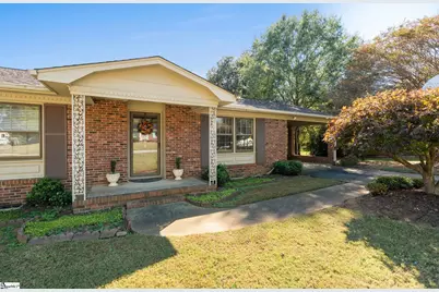 616 Heathwood Drive, Taylors, SC 29687 - Photo 4