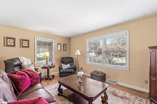 616 Heathwood Dr, Taylors, SC 29687 - Photo 8