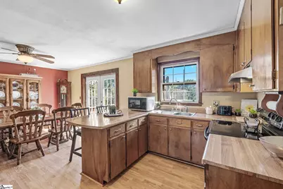 616 Heathwood Drive, Taylors, SC 29687 - Photo 12