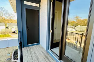 9 Hawthorne Ln, Greenville, SC 29605 - Photo 26