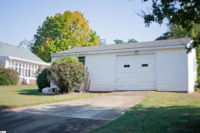 400 Wedgewood Drive, Greenville, SC 29609 - Photo 42