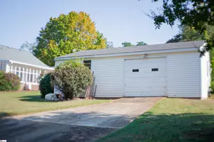 400 Wedgewood Dr, Greenville, SC 29609 - Photo 42