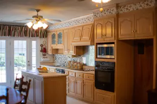 400 Wedgewood Dr, Greenville, SC 29609 - Photo 18