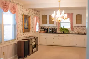 400 Wedgewood Dr, Greenville, SC 29609 - Photo 26