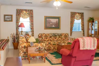 400 Wedgewood Drive, Greenville, SC 29609 - Photo 10