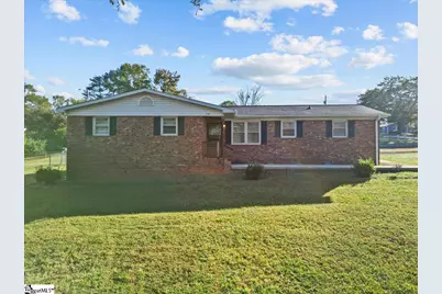 161 Oak Street, Boiling Springs, SC 29316 - Photo 1