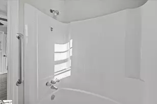 161 Oak St, Boiling Springs, SC 29316 - Photo 18