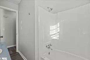 161 Oak St, Boiling Springs, SC 29316 - Photo 20