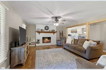 613 Sulphur Springs Road, Greenville, SC 29617 - Photo 6