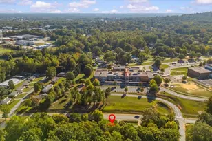 105 E Belvue Rd, Greenville, SC 29687 - Photo 32