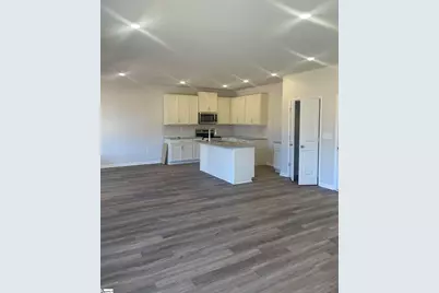 4000 Zepelin Way, Roebuck, SC 29376 - Photo 6