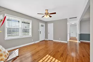 129 Heather Dr, Spartanburg, SC 29301 - Photo 8