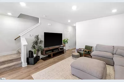 9 Mardale Lane, Greenville, SC 29609 - Photo 4