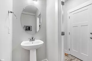 9 Mardale Ln, Greenville, SC 29609 - Photo 12