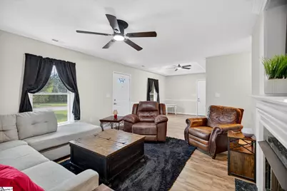 119 Brixton Court, Spartanburg, SC 29301 - Photo 6