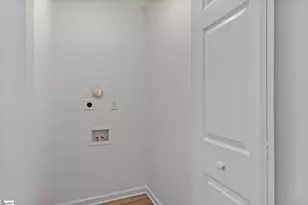 105 Picadilly St, Taylors, SC 29687 - Photo 8