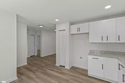 105 Picadilly Street, Taylors, SC 29687 - Photo 6