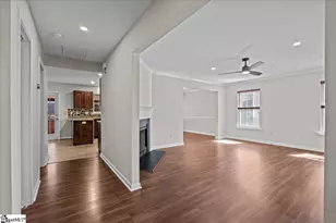 6 Avenel Ct, Simpsonville, SC 29681 - Photo 4