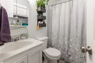 200 Polo Dr, Simpsonville, SC 29681 - Photo 16