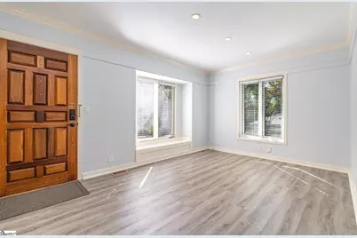 231 E Park Avenue #APT B, Greenville, SC 29601 - Photo 4