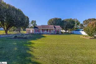 112 Homestead Dr, Boiling Springs, SC 29316 - Photo 4