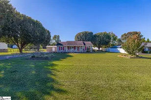 112 Homestead Dr, Boiling Springs, SC 29316 - Photo 2