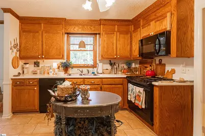 1024 Powderhorn Road, Simpsonville, SC 29681 - Photo 4