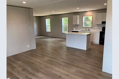 11271 S 101 Highway, Gray Court, SC 29645 - Photo 4