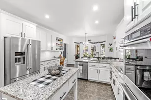 218 Deer Spring Ln, Simpsonville, SC 29680 - Photo 16