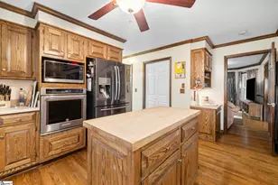 301 Cardinal Dr, Greenville, SC 29609 - Photo 12