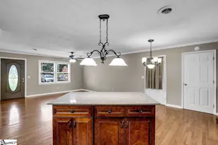 220 Oak St, Chesnee, SC 29323 - Photo 6