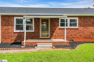 220 Oak St, Chesnee, SC 29323 - Photo 2