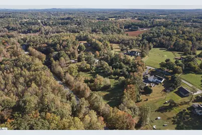 925 W 14 Highway, Landrum, SC 29356 - Photo 40