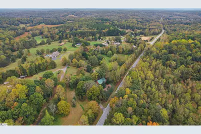 925 W 14 Highway, Landrum, SC 29356 - Photo 34