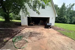 224 Gerald Dr, Simpsonville, SC 29681 - Photo 48