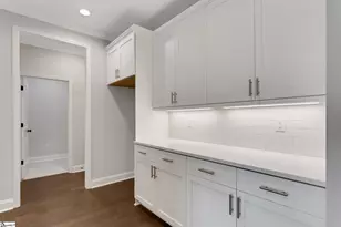 61 Hensley Rd, Greenville, SC 29607 - Photo 10