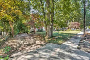 303 N B St, Easley, SC 29640 - Photo 6